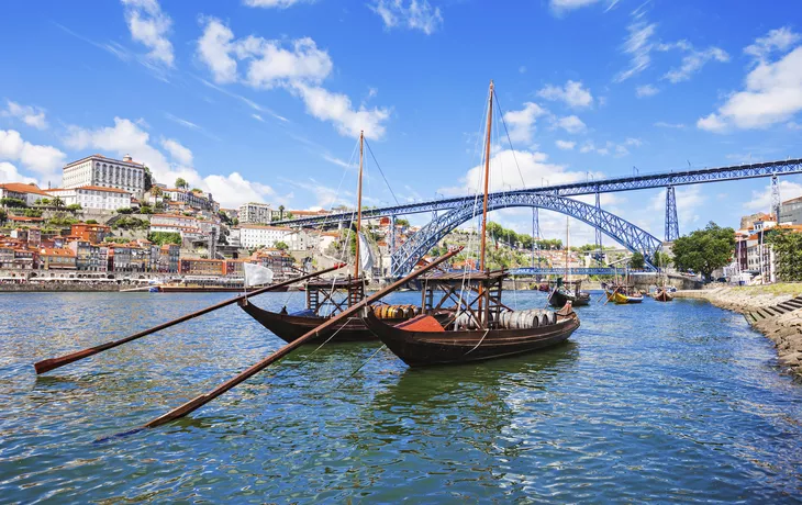 Traditionelle Portwein-Boote, Porto - © shutterstock_233479282