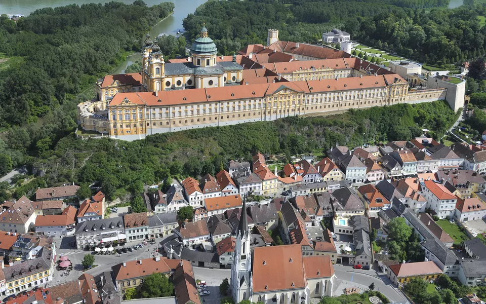 Stift Melk - © EXTREMFOTOS - Fotolia