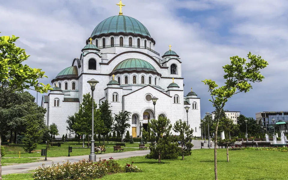 Dom des Heiligen Sava, Belgrad - © shutterstock_285806228