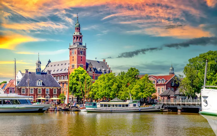 Altstadt von Leer in Niedersachsen - © Sina Ettmer - stock.adobe.com