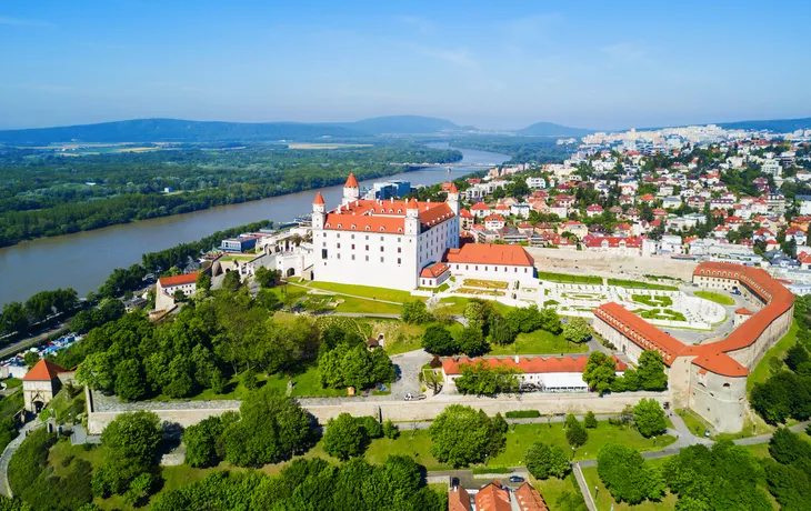 ©saiko3p - stock.adobe.com - Burg Bratislava, Slowakei