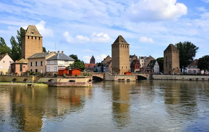 © shutterstock_272429498 - Ponts Couverts, Strasbourg
