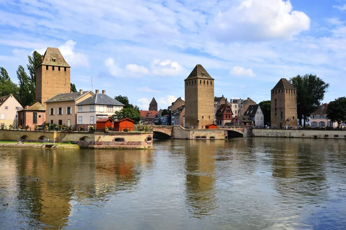 Ponts Couverts, Strasbourg - © shutterstock_272429498