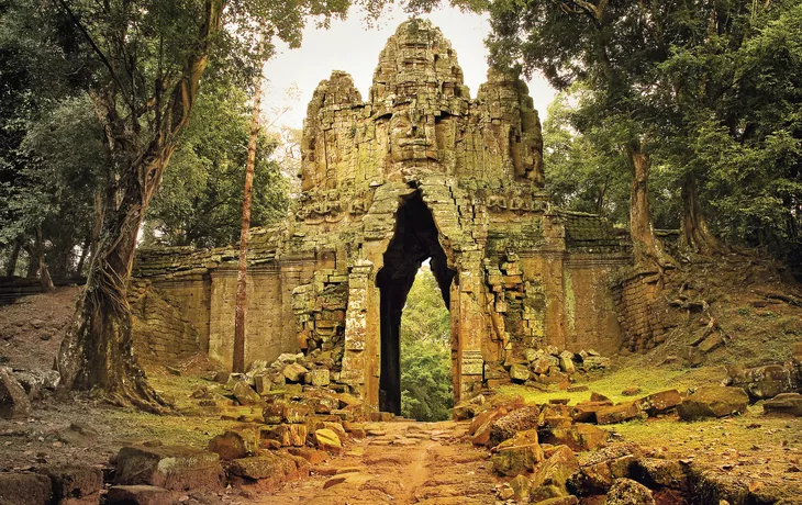 ©  - West Gate to Angkor