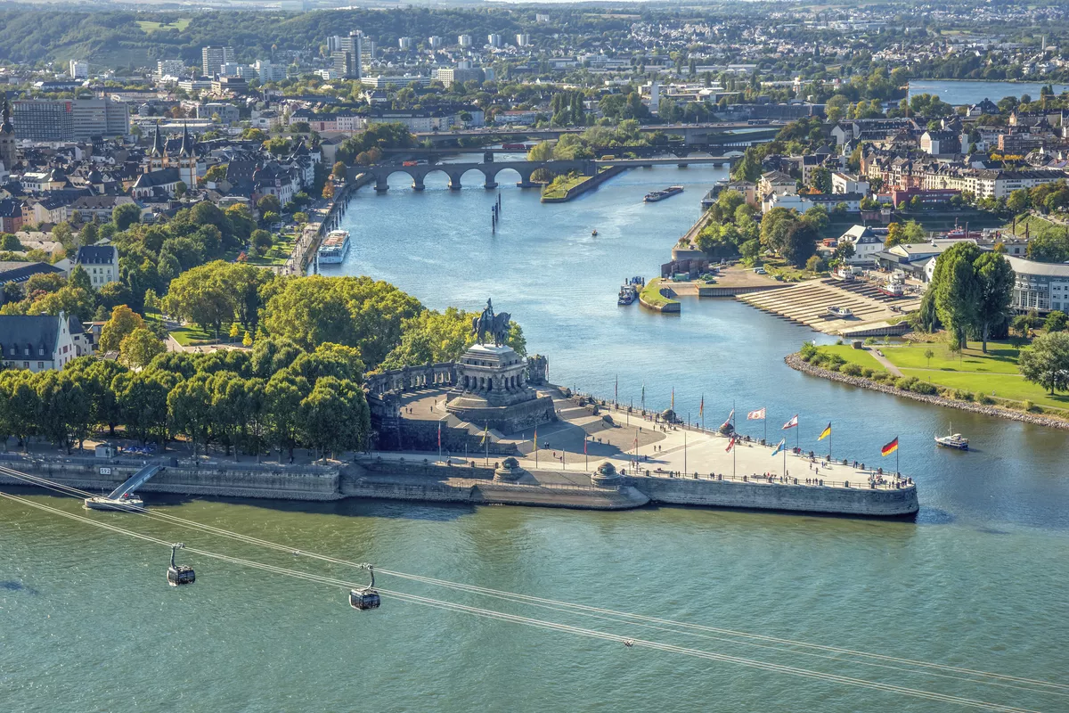 Koblenz, Blick auf das Deutsche Eck  - © Sina Ettmer - stock.adobe.com