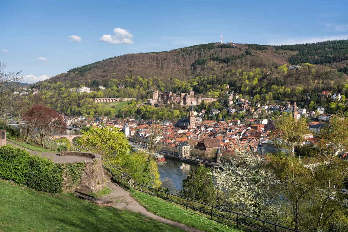 Philosophenweg, Heidelberg - © Copyright (c) 2021 mapman/Shutterstock.  No use without permission.