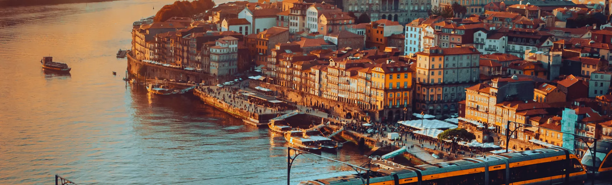 Skyline von Porto - © James - stock.adobe.com