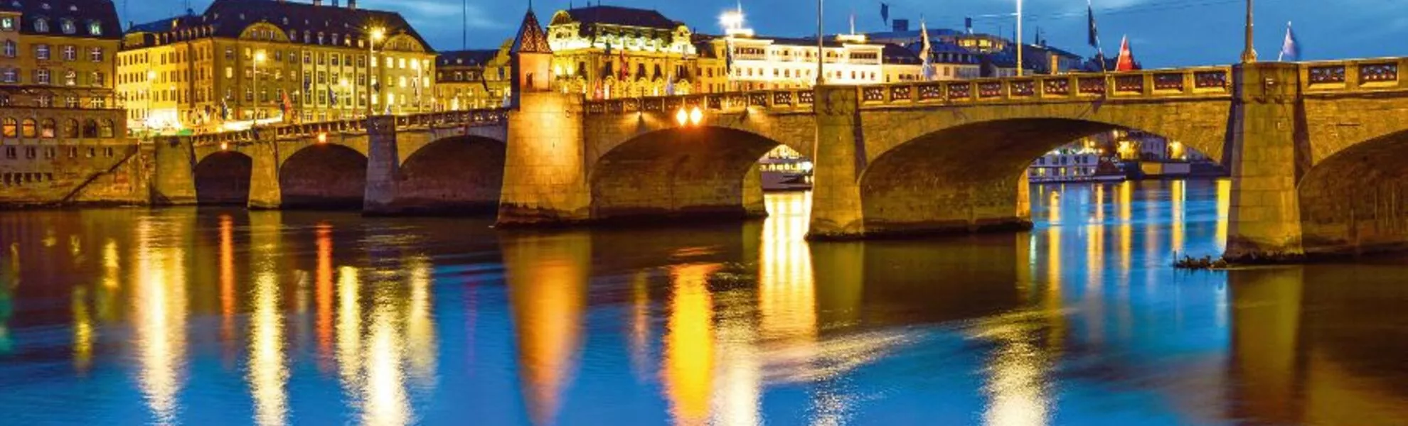 Mittlere Brücke in Basel bei Nacht - © djama - Fotolia