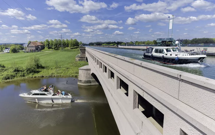 Weser-Wasserstrassenkreuz, Minden - © ©Blickfang - stock.adobe.com