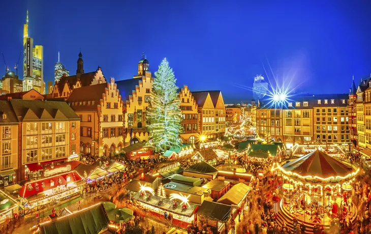 © sborisov - Fotolia - Weihnachtsmarkt, Frankfurt