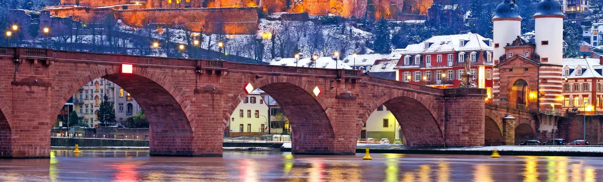 Heidelberger Schloss im Winter - © eyetronic - stock.adobe.com