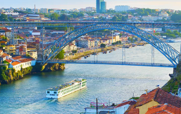 Ponte Dom Luís I-Brücke in Porto - © joyt - stock.adobe.com