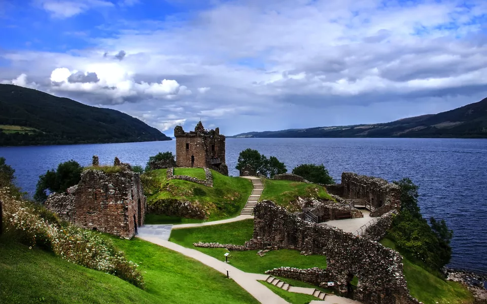 Urquhart Castle, Loch Ness