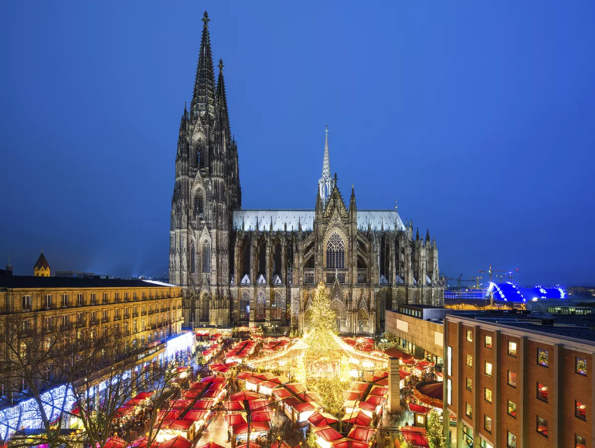 Weihnachtsmarkt mit Dom, Köln - © 92590376 - Fotolia