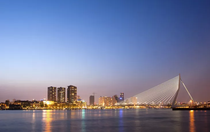 © shutterstock_156110045 - Erasmus-Brücke, Rotterdam