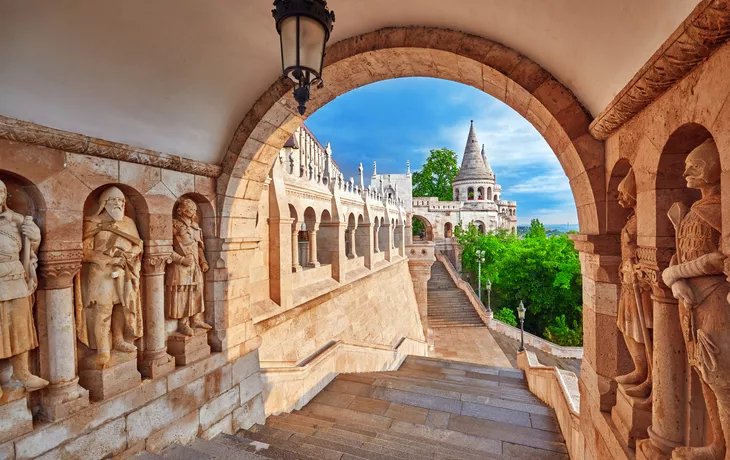 Alte Fischerbastei in Budapest - © BRIAN_KINNEY - stock.adobe.com