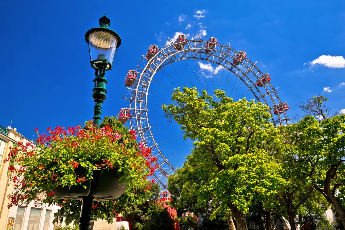 Riesenrad im Wiener Prater - ©xbrchx - stock.adobe.com