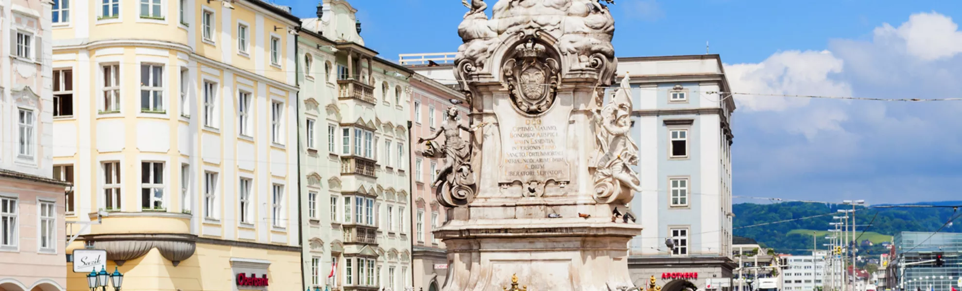 Dreifaltigkeitssäule auf dem Hauptplatz von Linz - © saiko3p - stock.adobe.com