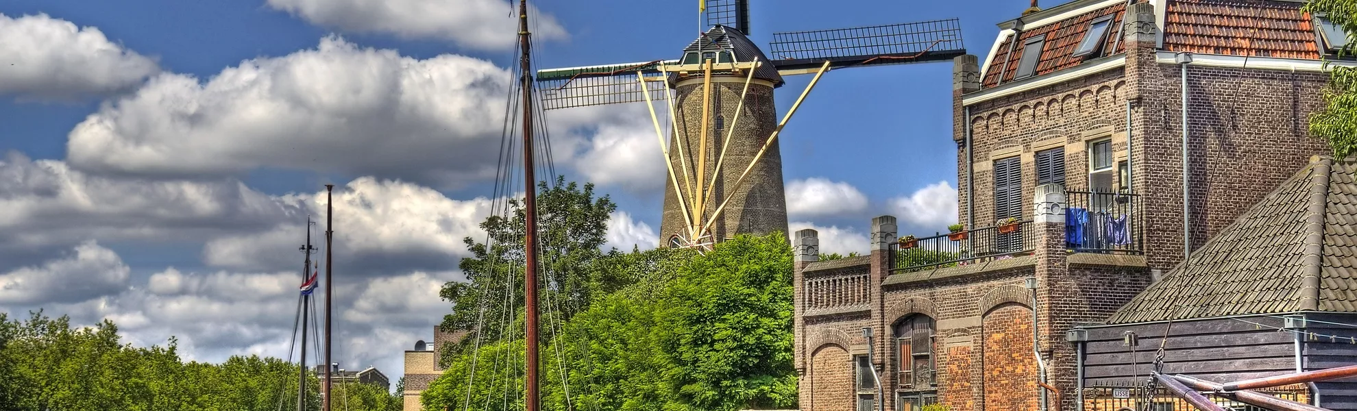 Windmühle in Gouda, Holland - © Jan Kranendonk - stock.adobe.com