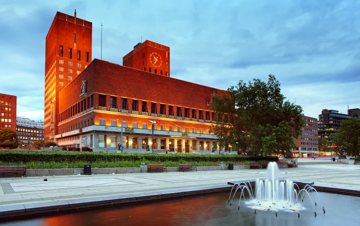 ©TTstudio - stock.adobe.com - Rathaus von Oslo in Norwegen