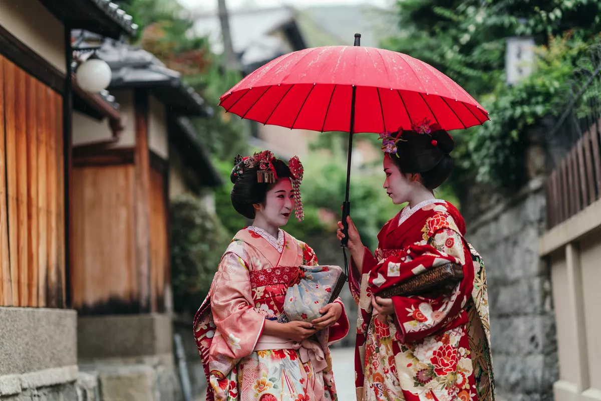 Porträt einer Maiko-Geisha - © juripozzi - stock.adobe.com