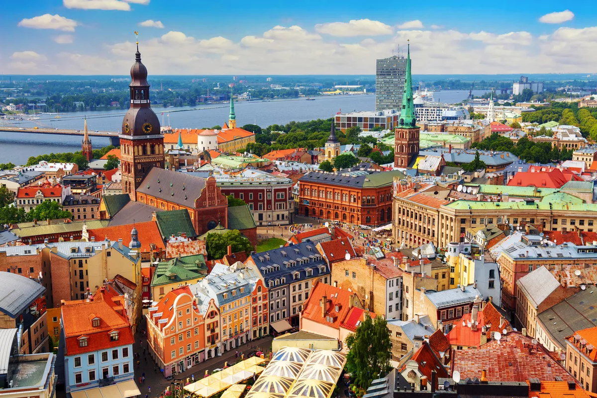 Panoramablick auf die Altstadt von Riga - © Nikolay N. Antonov - stock.adobe.com