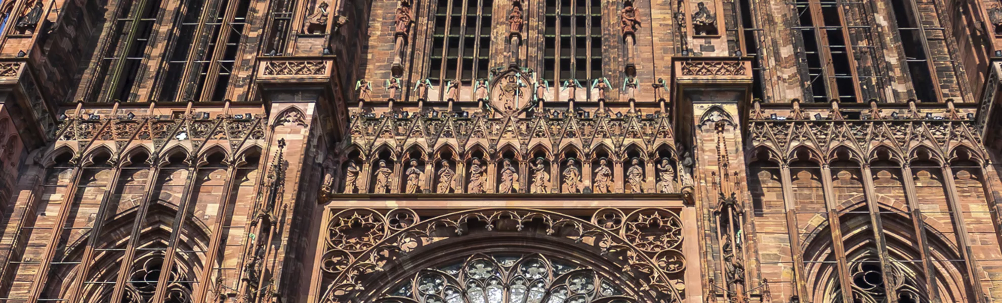 Liebfrauenmünster in Strasbourg - © shutterstock_252217732