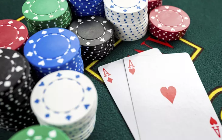 Poker-Abend - © Getty Images/iStockphoto