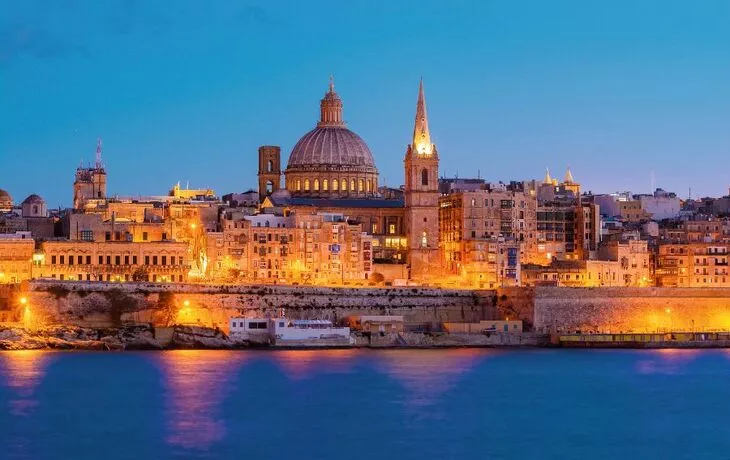 Valetta bei Nacht - © Ionut David - Fotolia