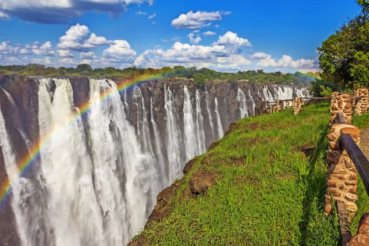 Victoria Falls in Sambia - © pcalapre - stock.adobe.com