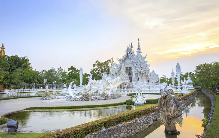 Weisser Tempel Wat Rong Khun, Chiang Rai - © kobozaa - stock.adobe.com