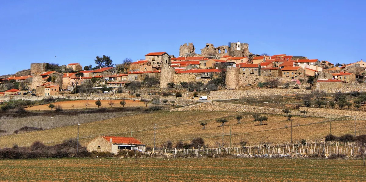 Castelo Rodrigo - © shutterstock_263838695