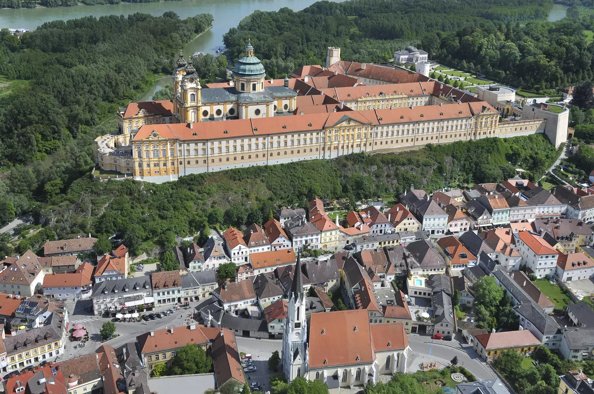 Stift Melk - © EXTREMFOTOS - Fotolia