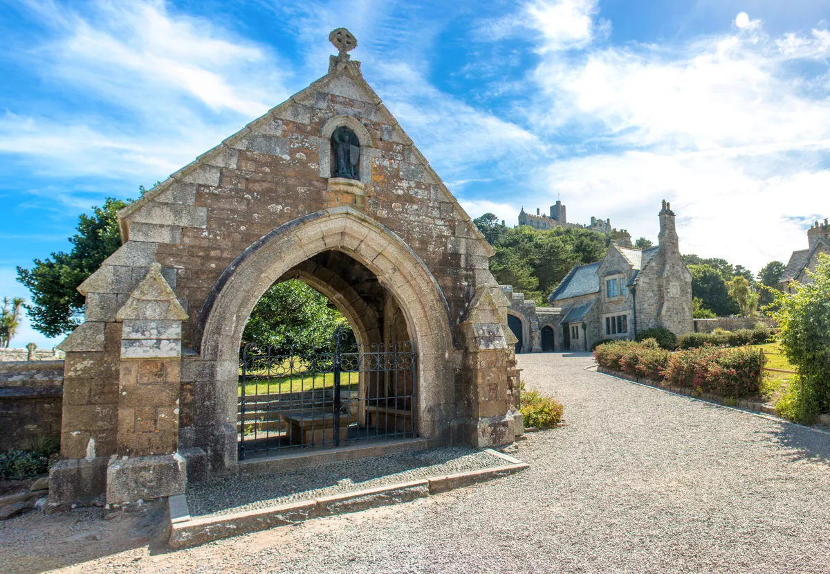 Sankt Michael's Mount - eine Gezeiteninsel vor der Küste Cornwalls - © pixs:sell - stock.adobe.com