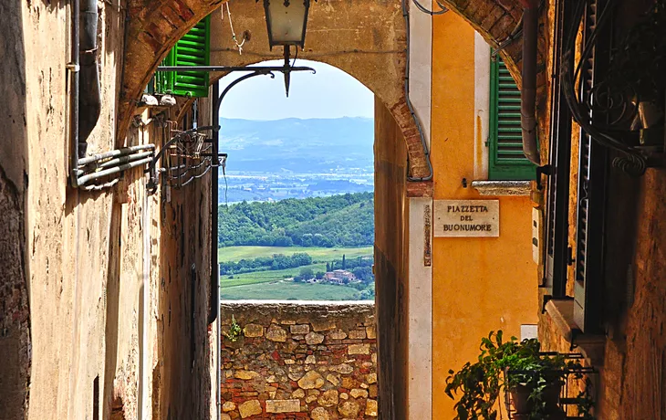 Gasse in Montepulciano - © ksch966 - stock.adobe.com