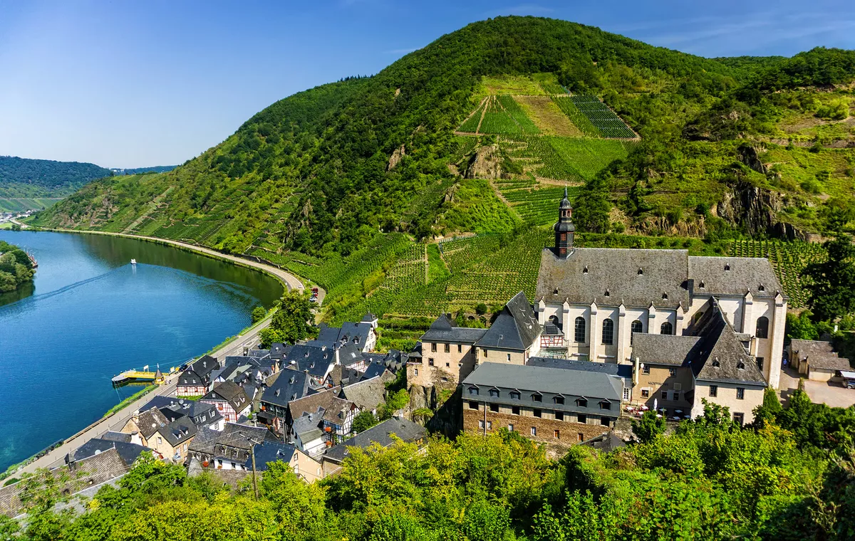 Luftaufnahme von Beilstein von der Burg Metternich - ©marius faust/EyeEm - stock.adobe.com