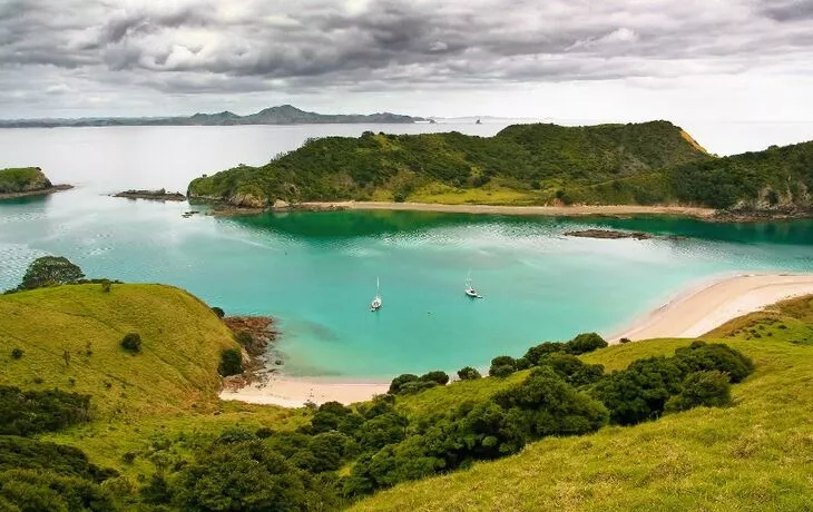 Bay of Islands - © meny.arigur - Fotolia