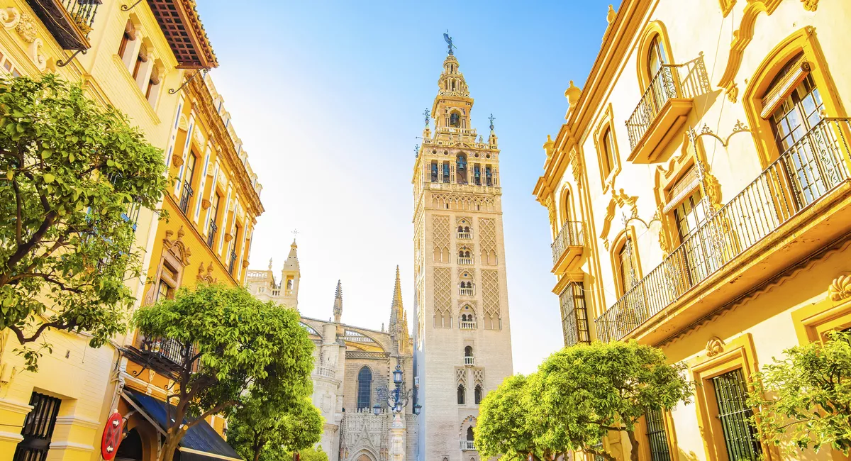 Giralda in Sevilla - © Arcady - stock.adobe.com