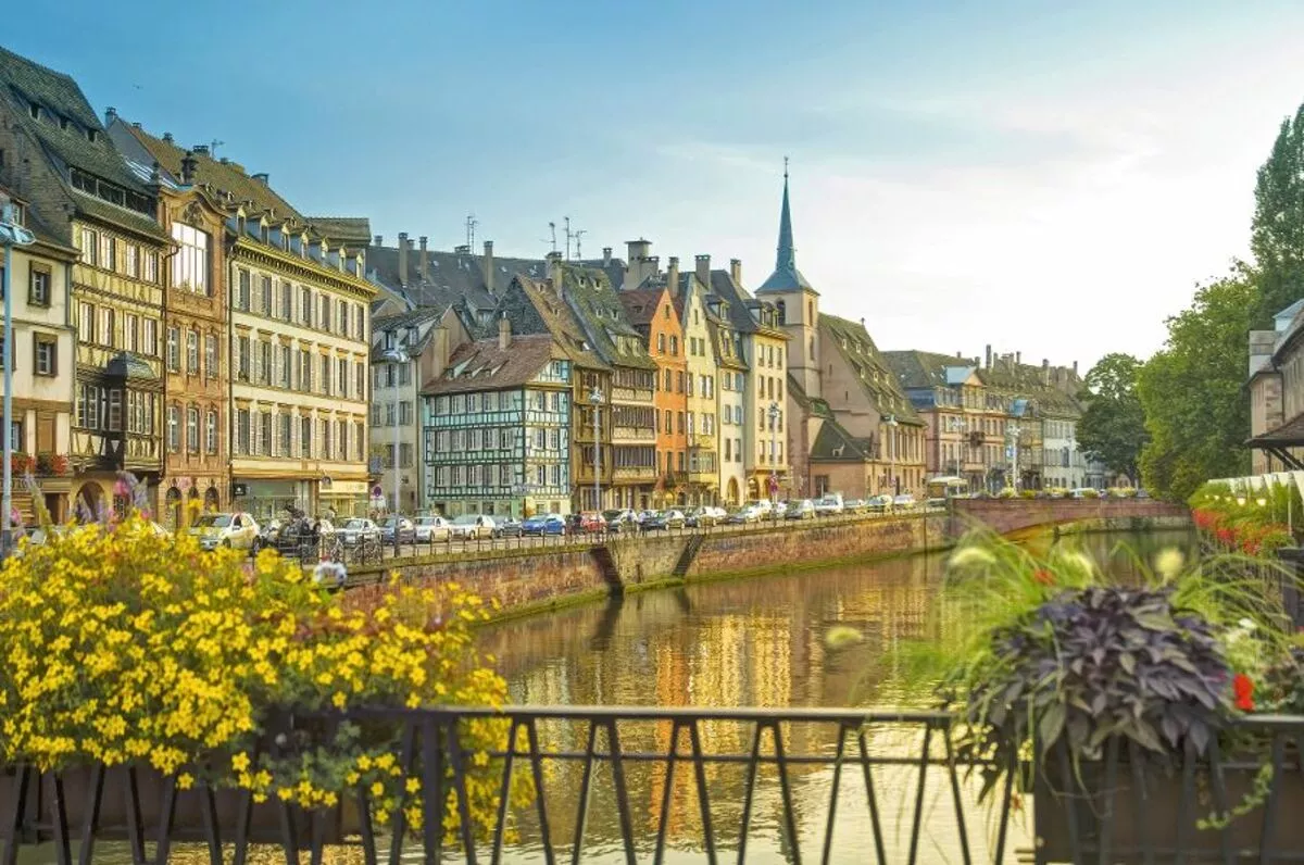 Ufer der Ill in Strasbourg - © rsester - Fotolia