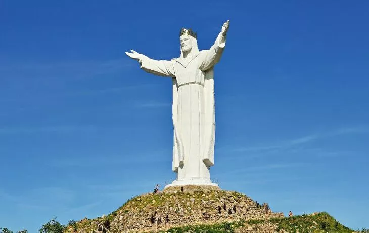 Christus-König-Statue von Swiebodzin - © franke182 - Fotolia